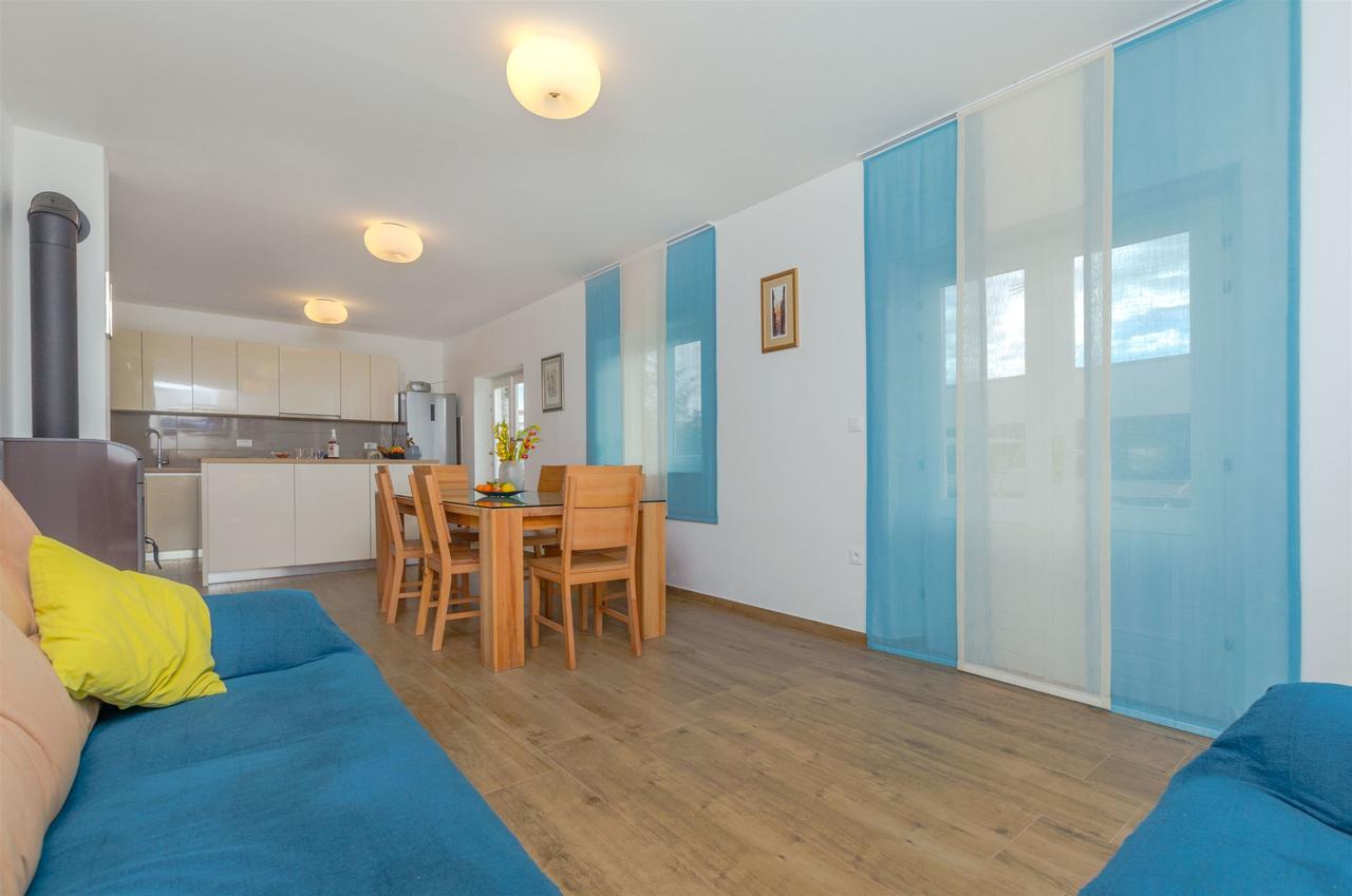 Apartments Mimi Primosten Ngoại thất bức ảnh