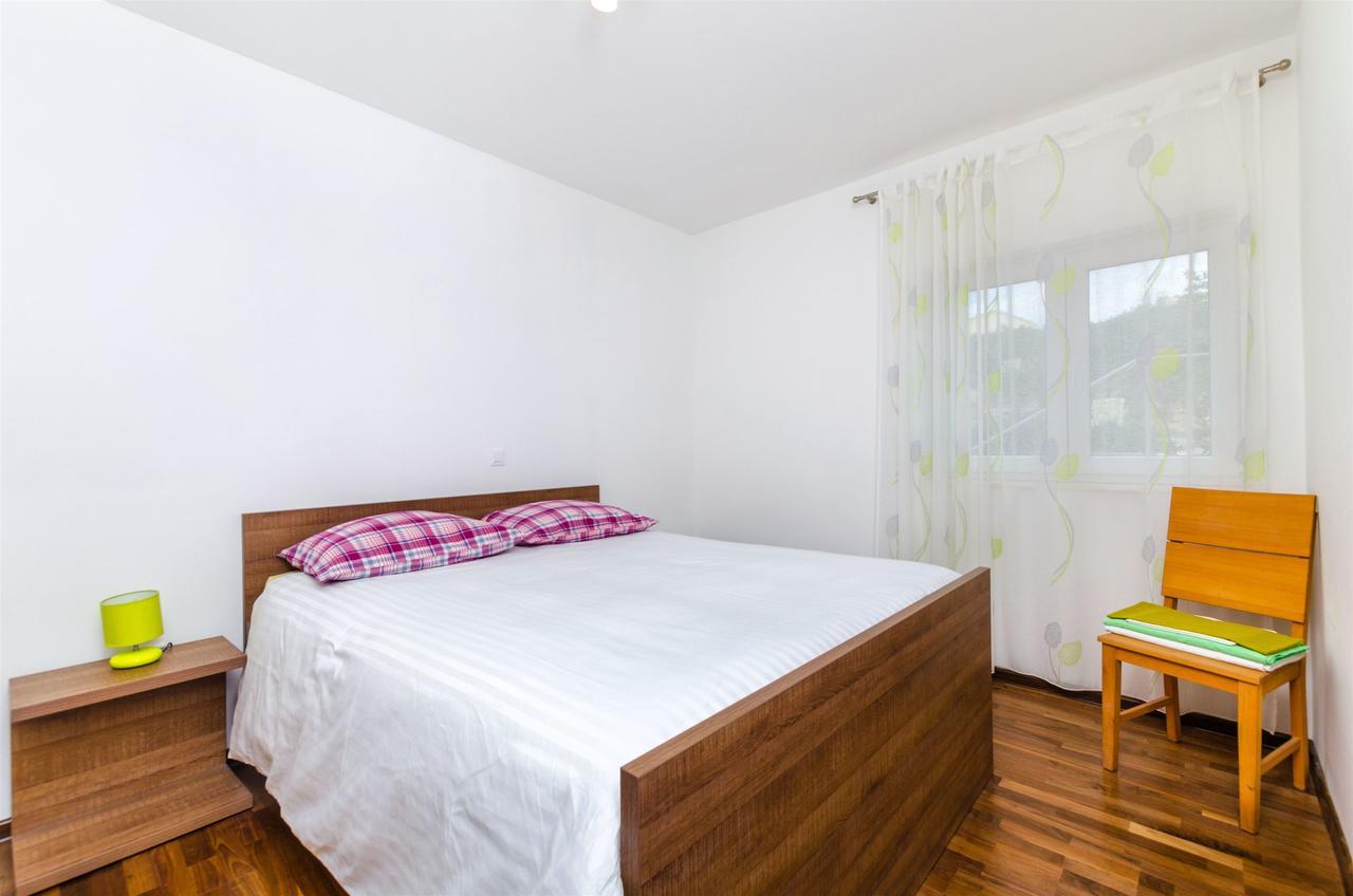 Apartments Mimi Primosten Ngoại thất bức ảnh
