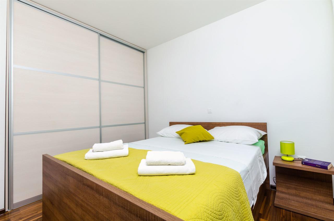 Apartments Mimi Primosten Ngoại thất bức ảnh