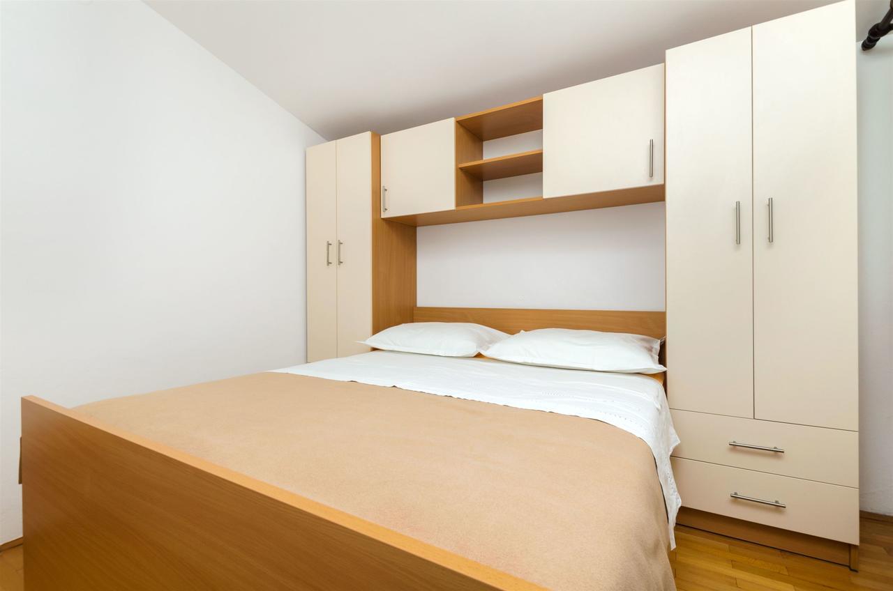 Apartments Mimi Primosten Ngoại thất bức ảnh