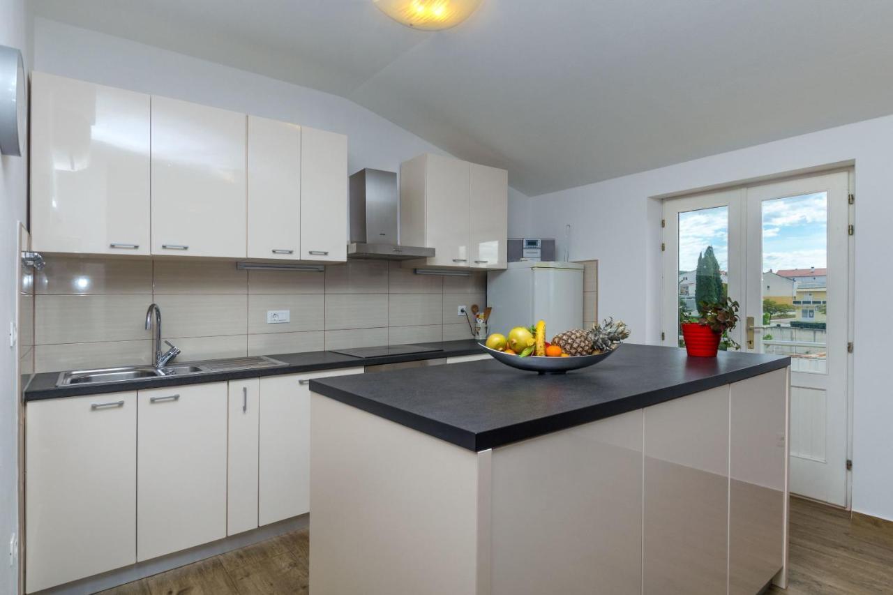 Apartments Mimi Primosten Ngoại thất bức ảnh
